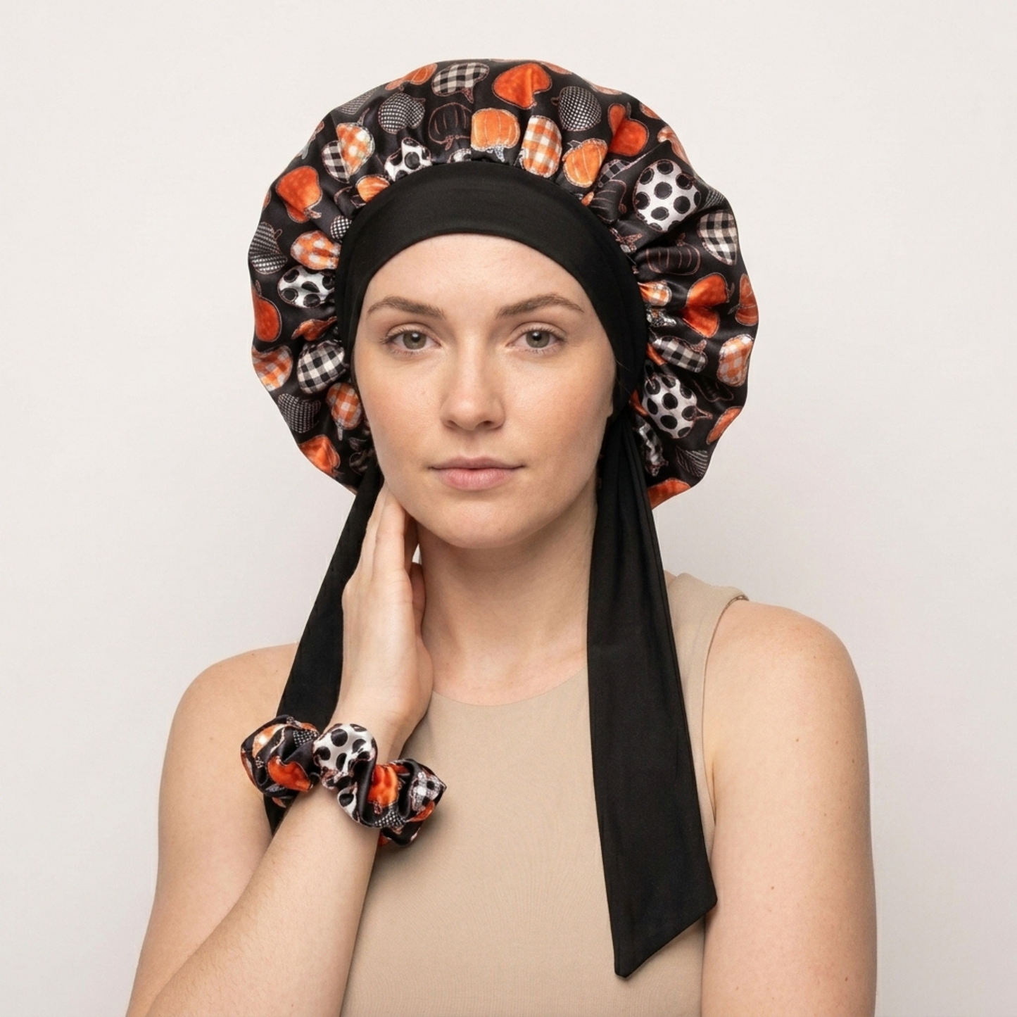Black Polkadot Pumpkin Tie