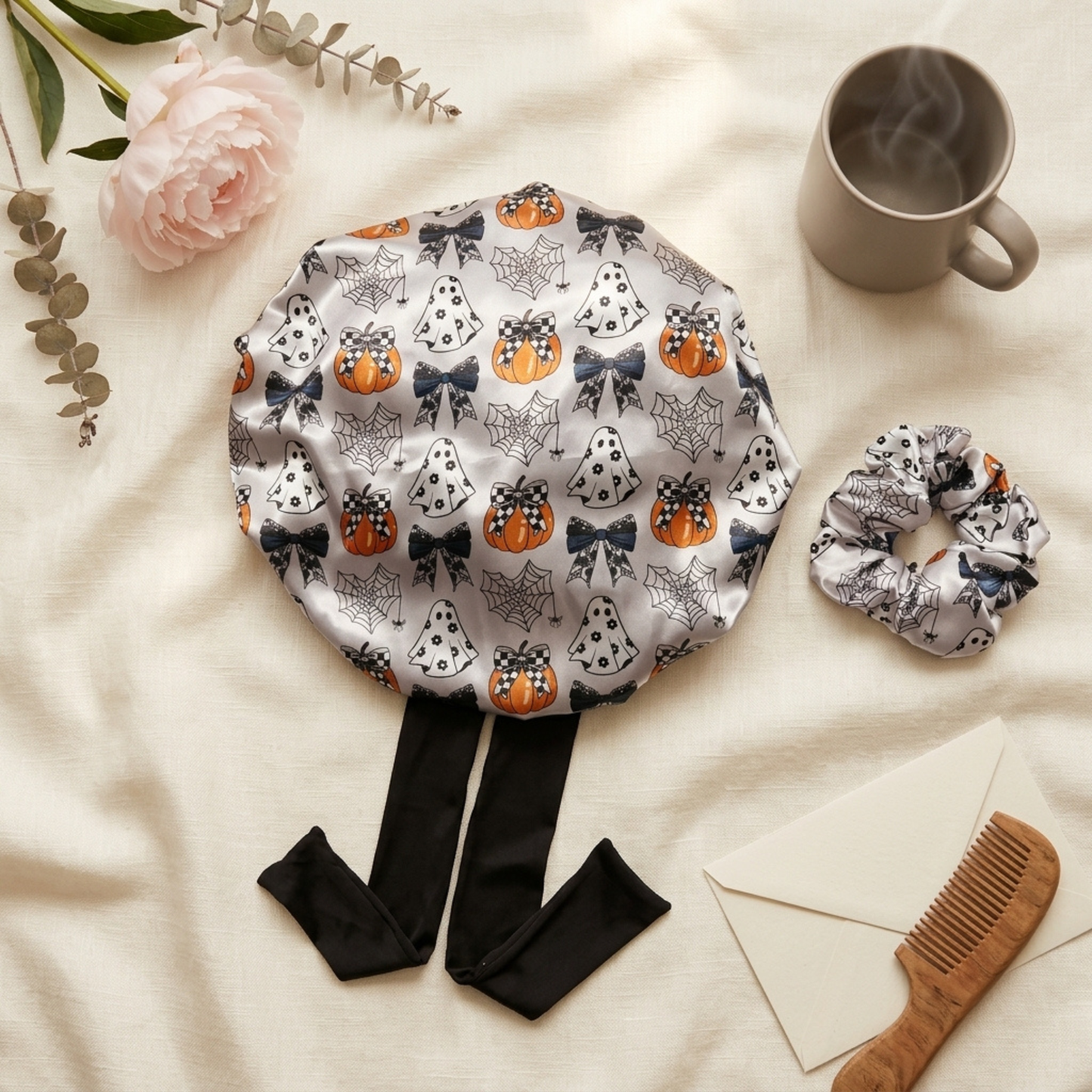 Spider Bonnet Tie